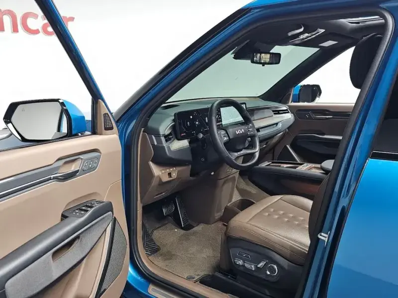 2023 Kia EV9 с пробегом 47 331 км