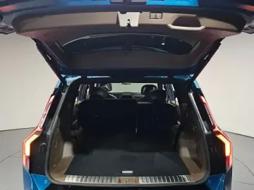 2023 Kia EV9 с пробегом 47 331 км