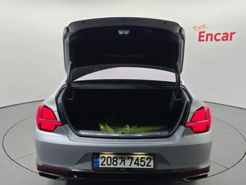 2021 Kia K9 с пробегом 79 946 км