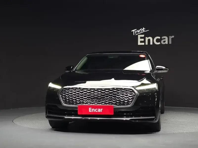 2023 Kia K9 с пробегом 15 071 км