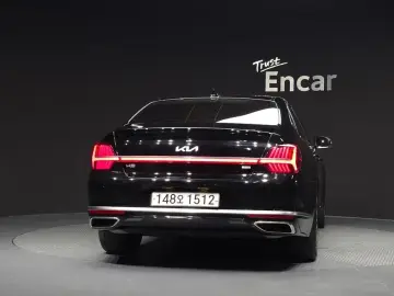 2023 Kia K9 с пробегом 15 071 км