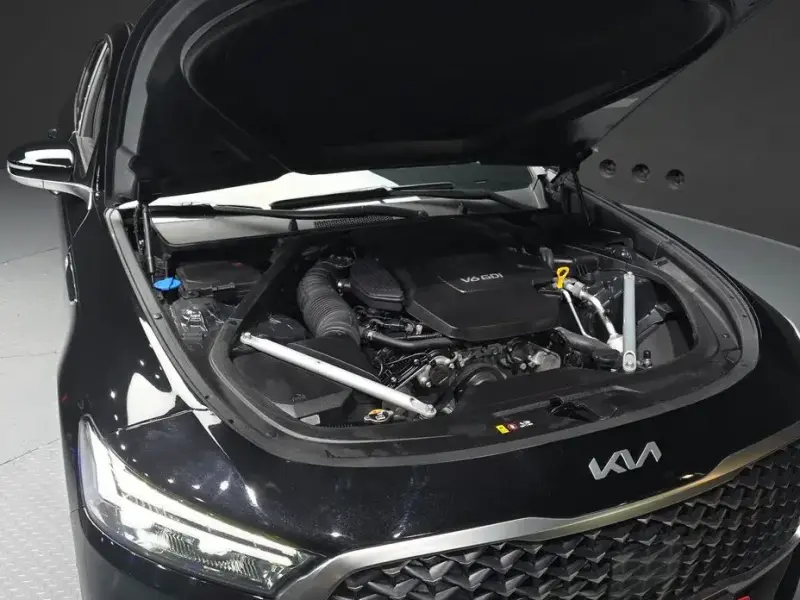 2023 Kia K9 с пробегом 15 071 км