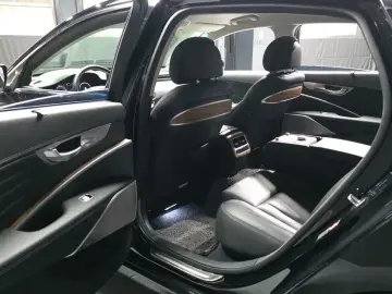 2023 Kia K9 с пробегом 15 071 км