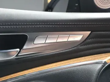 2023 Kia K9 с пробегом 15 071 км