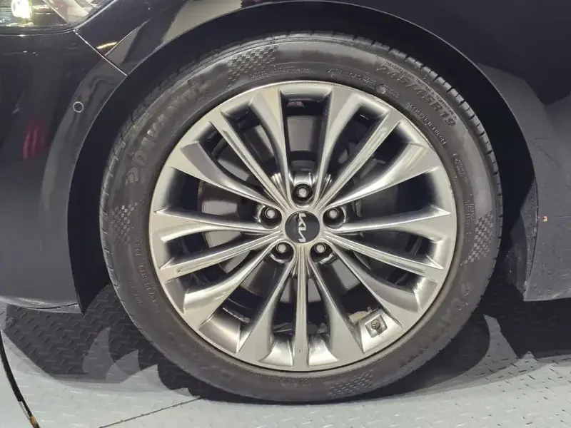 2021 Kia K9 с пробегом 75 236 км