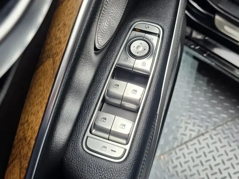 2021 Kia K9 с пробегом 75 236 км