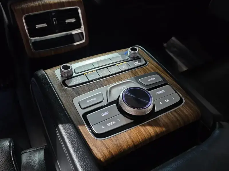 2021 Kia K9 с пробегом 75 236 км