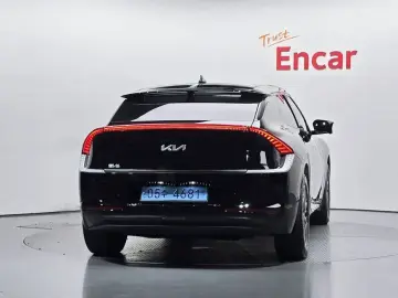 2023 Kia EV6 с пробегом 55 966 км