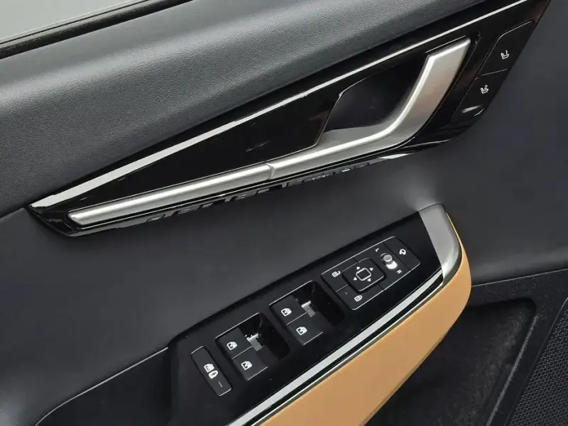 2023 Kia EV6 с пробегом 55 966 км