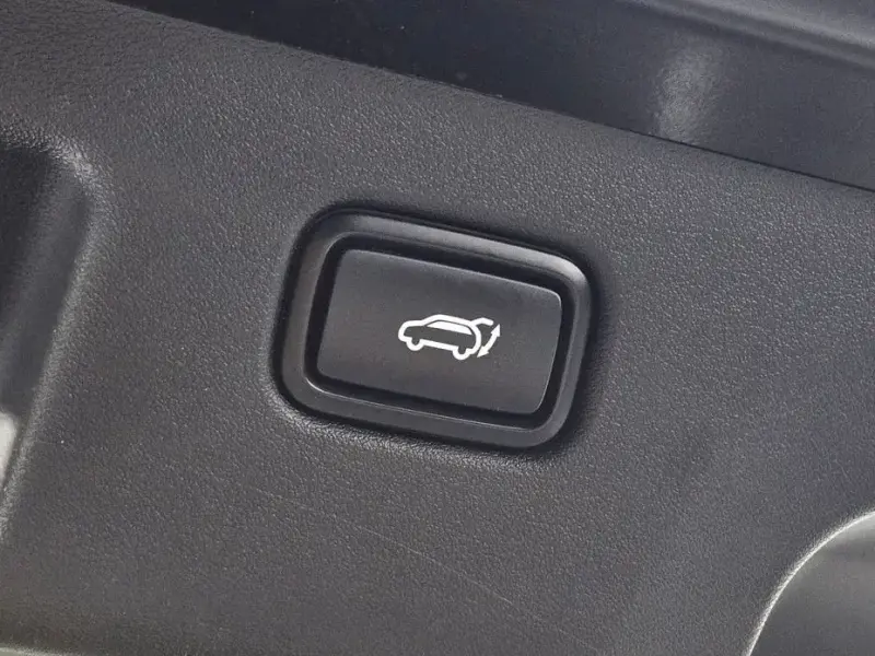 2023 Kia EV6 с пробегом 55 966 км