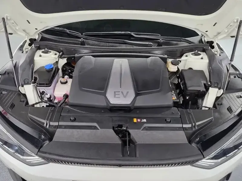 2024 Kia EV6 с пробегом 21 234 км
