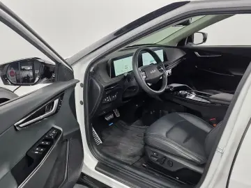 2024 Kia EV6 с пробегом 21 234 км