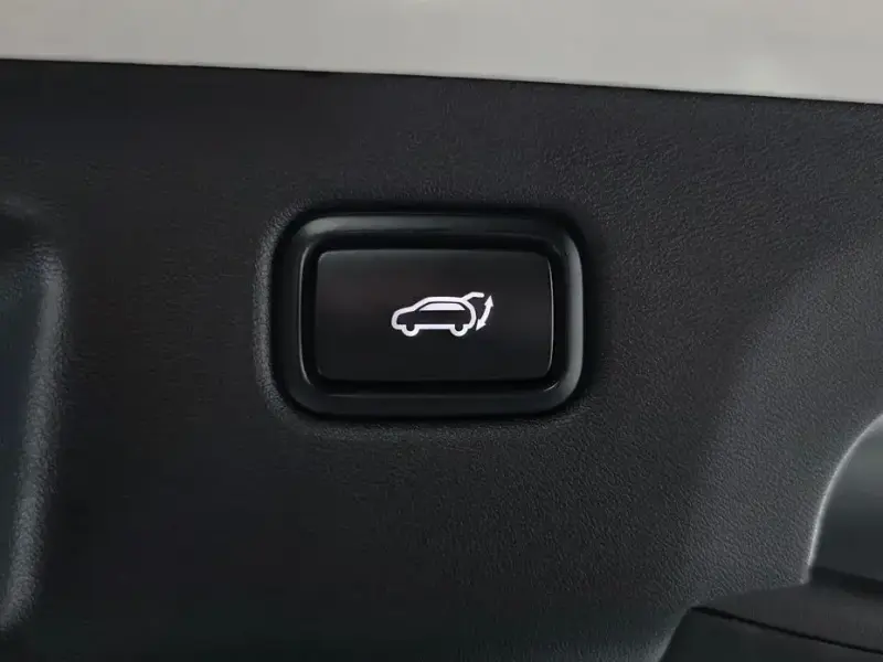 2024 Kia EV6 с пробегом 21 234 км