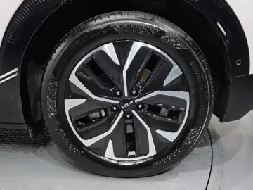 2024 Kia EV6 с пробегом 21 234 км