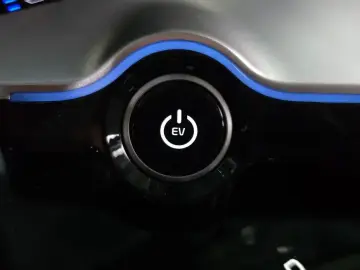 2024 Kia EV6 с пробегом 21 234 км