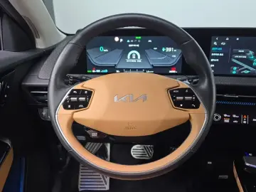 2023 Kia EV6 с пробегом 26 630 км