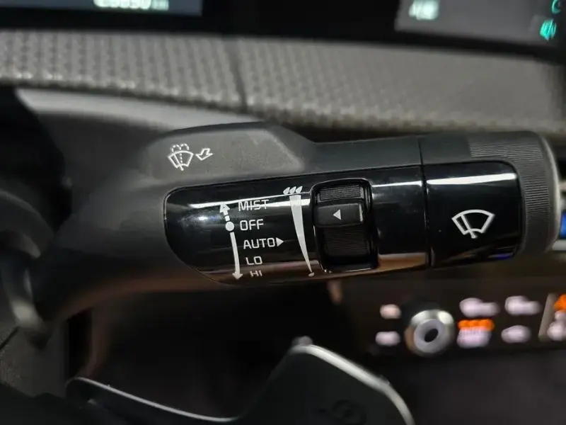 2023 Kia EV6 с пробегом 26 630 км