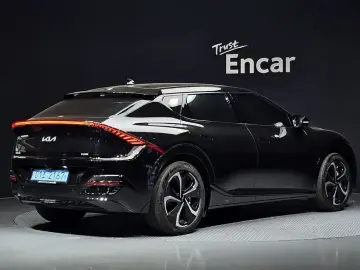 2023 Kia EV6 с пробегом 46 833 км