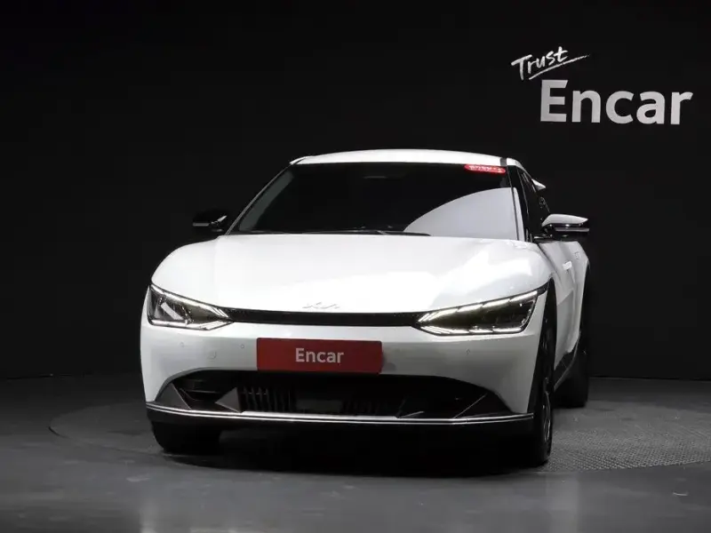2023 Kia EV6 с пробегом 41 122 км