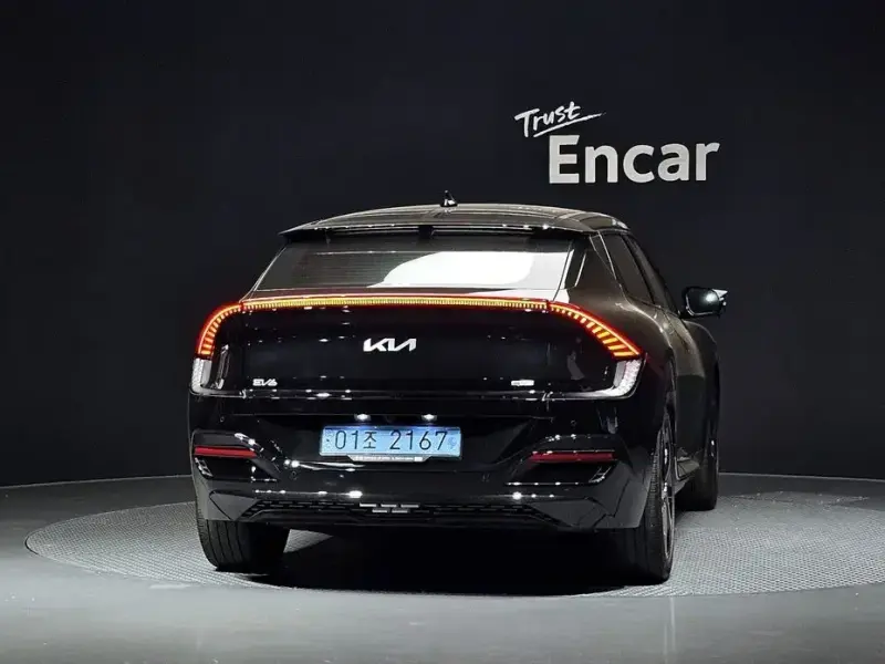 2023 Kia EV6 с пробегом 46 833 км