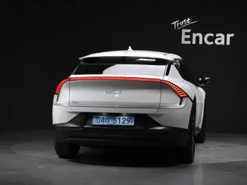 2023 Kia EV6 с пробегом 41 122 км