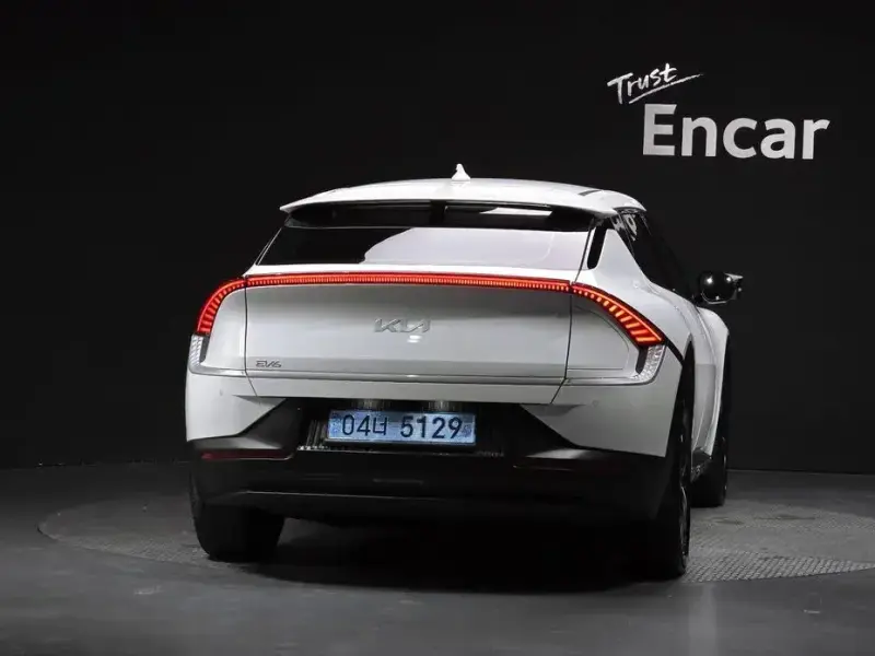 2023 Kia EV6 с пробегом 41 122 км