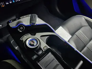 2023 Kia EV6 с пробегом 46 833 км