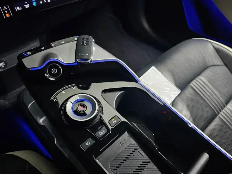 2023 Kia EV6 с пробегом 46 833 км