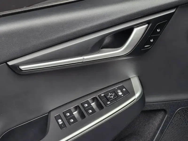 2023 Kia EV6 с пробегом 41 122 км