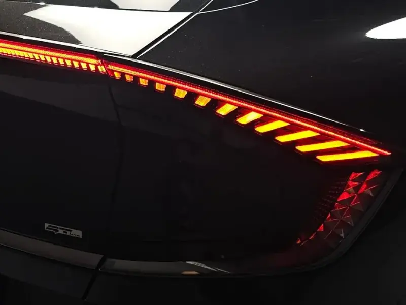 2023 Kia EV6 с пробегом 46 833 км