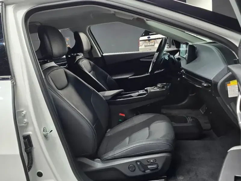 2023 Kia EV6 с пробегом 41 122 км