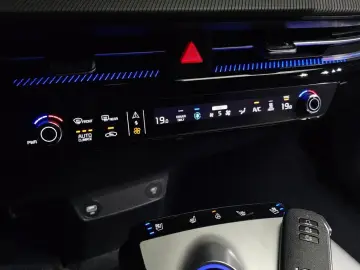 2023 Kia EV6 с пробегом 46 833 км