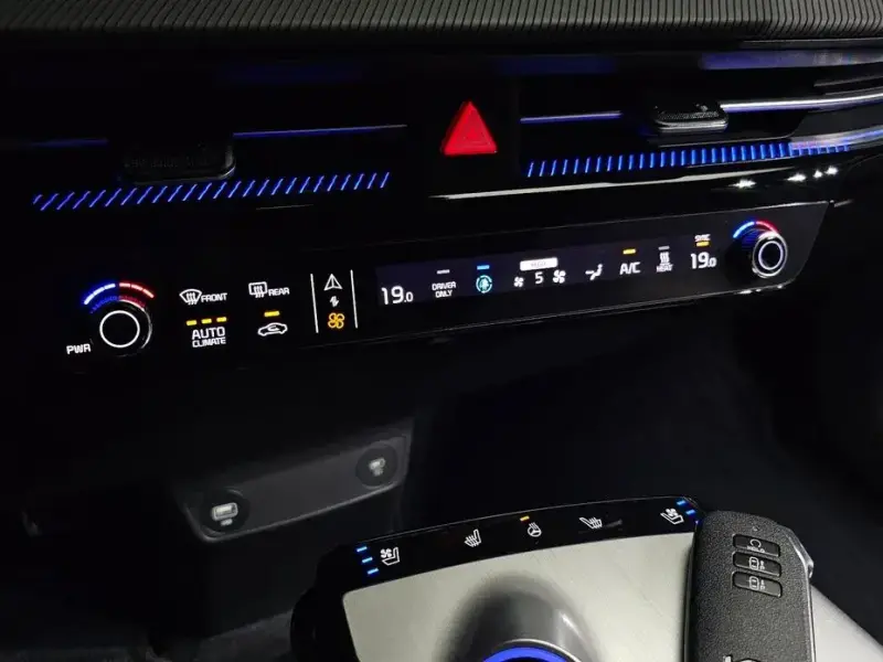 2023 Kia EV6 с пробегом 46 833 км