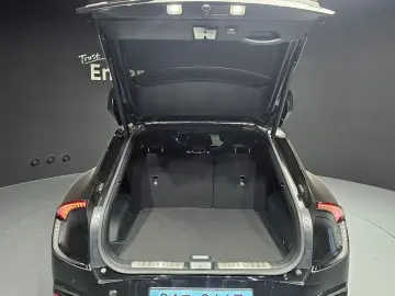 2023 Kia EV6 с пробегом 46 833 км