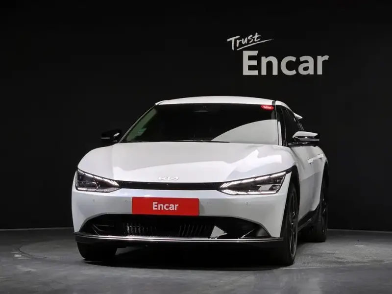 2022 Kia EV6 с пробегом 87 262 км