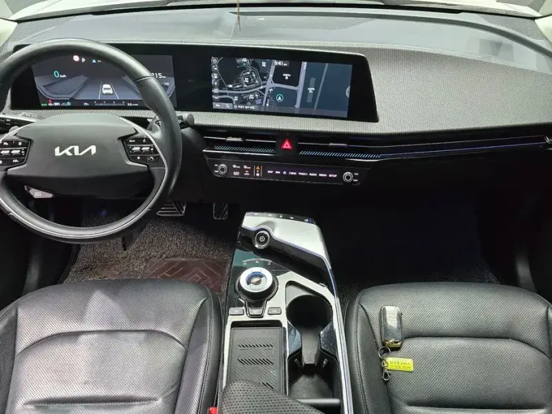 2022 Kia EV6 с пробегом 87 262 км