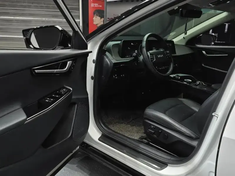 2022 Kia EV6 с пробегом 87 262 км