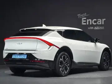 2022 Kia EV6 с пробегом 86 943 км