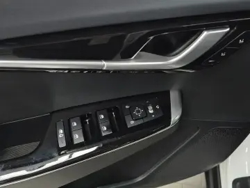 2022 Kia EV6 с пробегом 86 943 км