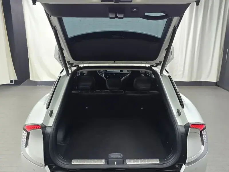 2022 Kia EV6 с пробегом 86 943 км