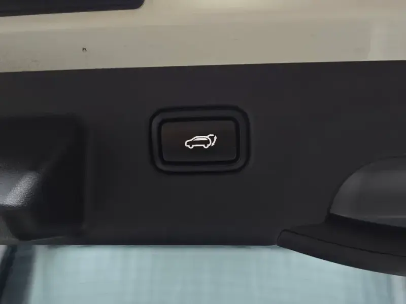 2022 Kia EV6 с пробегом 86 943 км