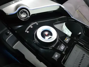 2023 Kia EV6 с пробегом 49 756 км