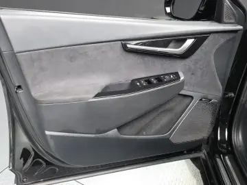 2023 Kia EV6 с пробегом 49 756 км