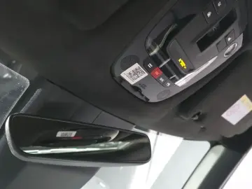 2023 Kia EV6 с пробегом 49 756 км