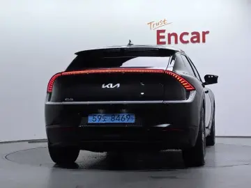 2022 Kia EV6 с пробегом 38 049 км