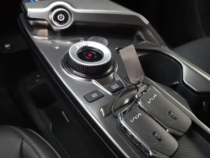 2022 Kia EV6 с пробегом 38 049 км