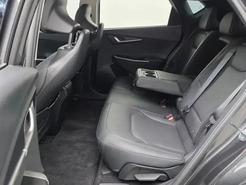 2022 Kia EV6 с пробегом 38 049 км