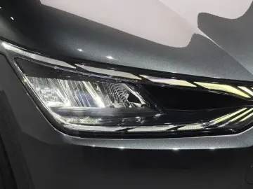 2022 Kia EV6 с пробегом 38 049 км