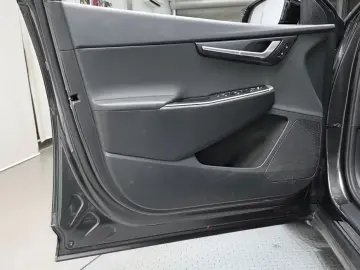 2022 Kia EV6 с пробегом 38 049 км
