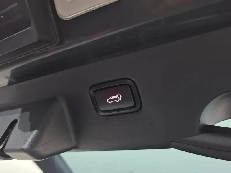 2022 Kia EV6 с пробегом 38 049 км